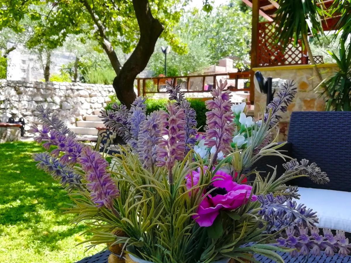 B&B Maison Villa Vittorio Avella Zewnętrze zdjęcie