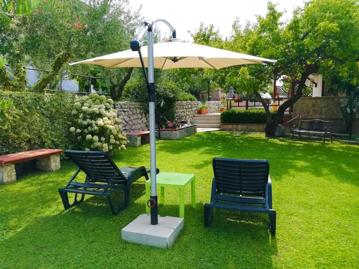 B&B Maison Villa Vittorio Avella Zewnętrze zdjęcie